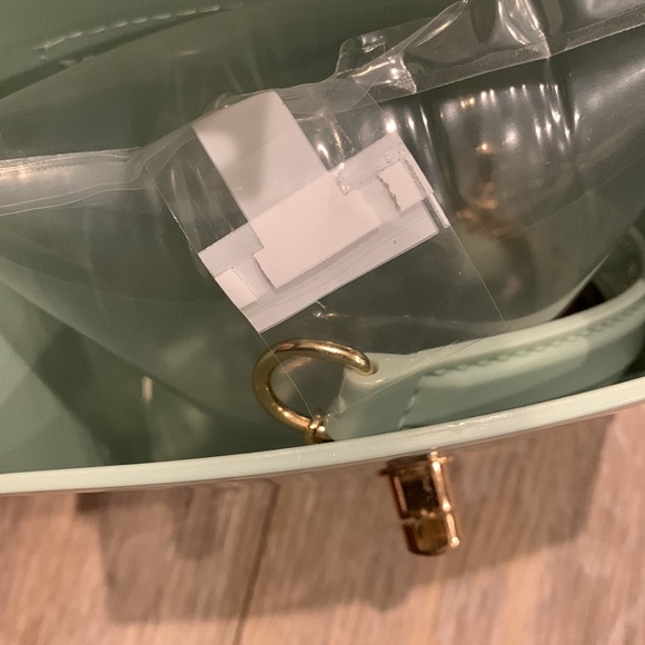 RL - Fun and flirty Light Green Mini Jelly Purse - Picture 6 of 13